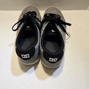 DC men shoes